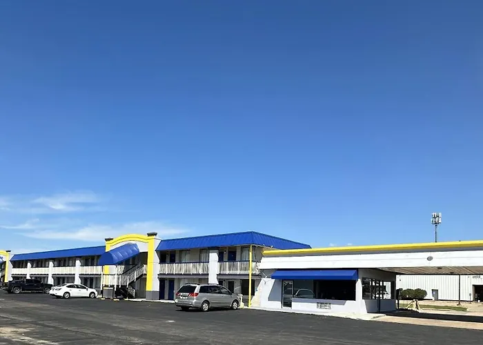 Days Inn By Wyndham Salina South