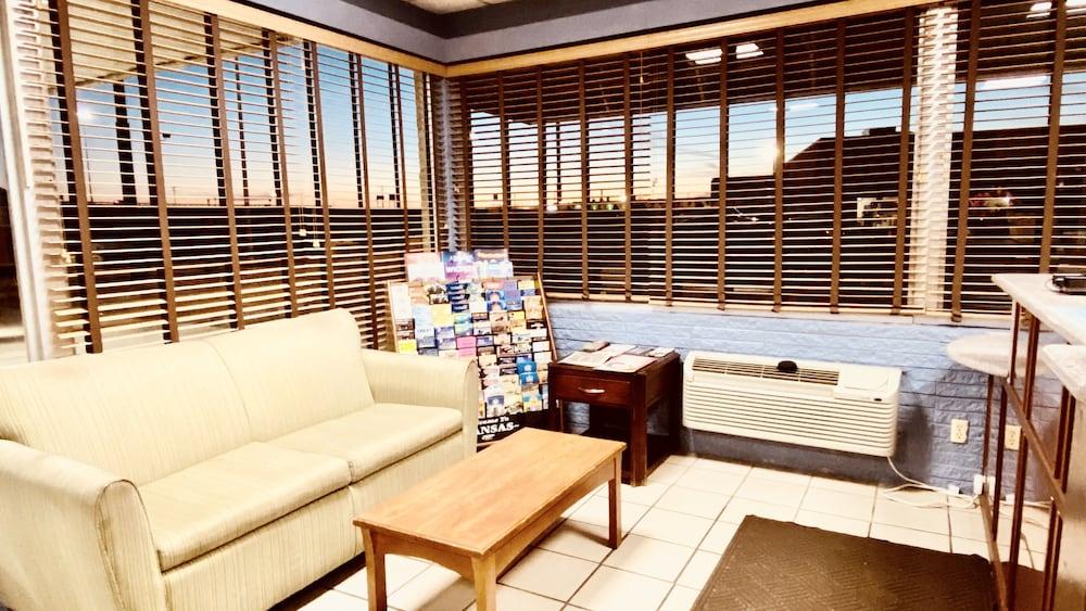 Hotel Days By Wyndham South