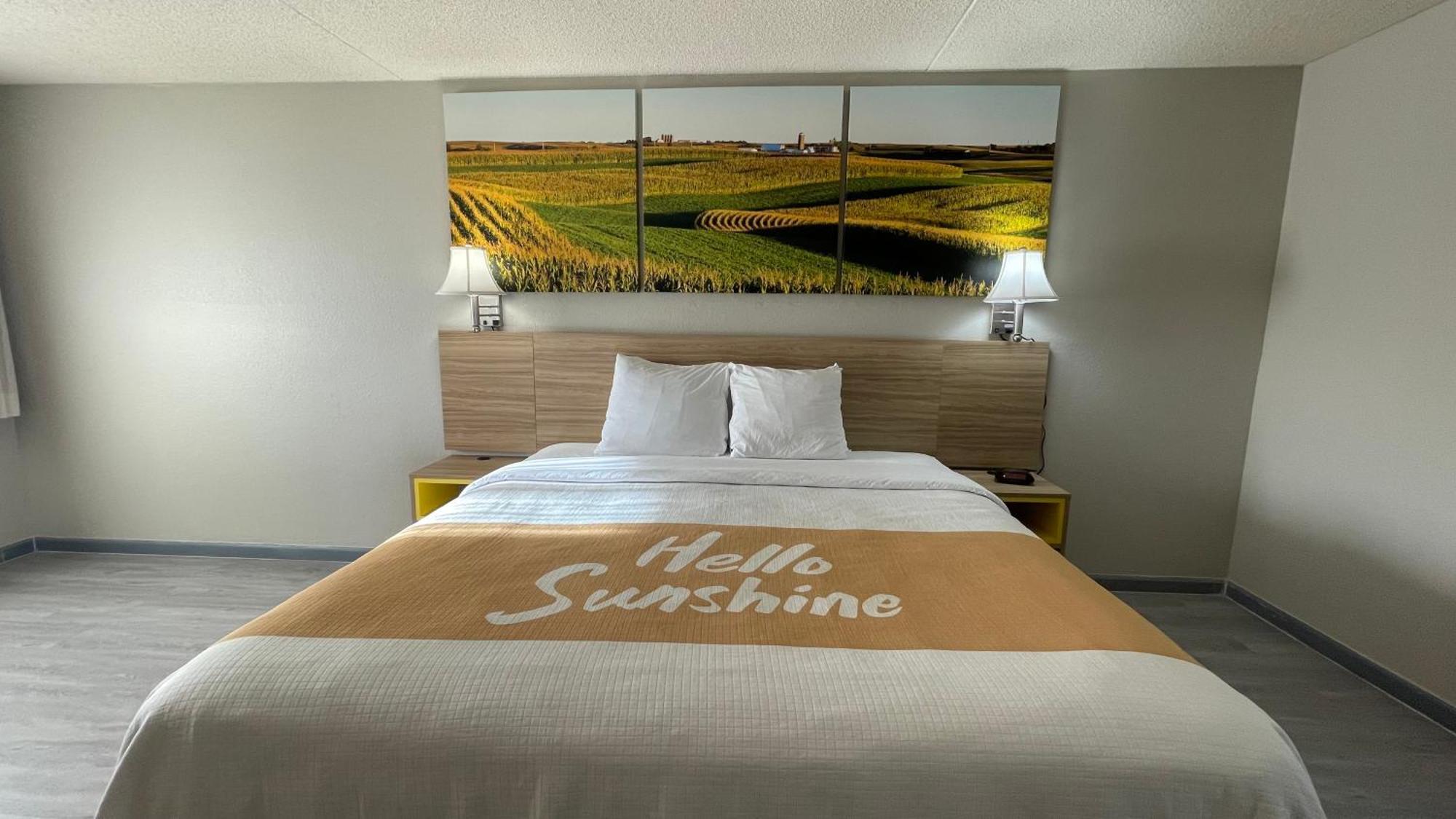 Hotel Days By Wyndham South