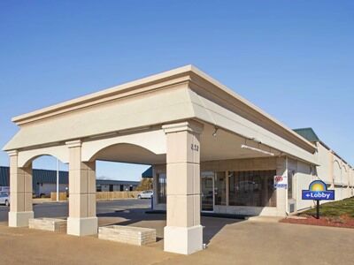 Days By Wyndham South 2* Salina